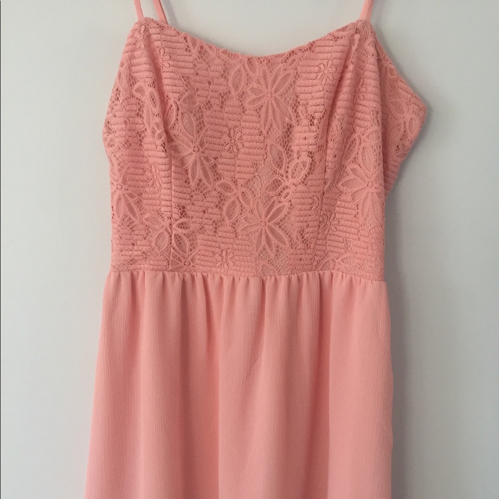 Vera Wang short pink dress